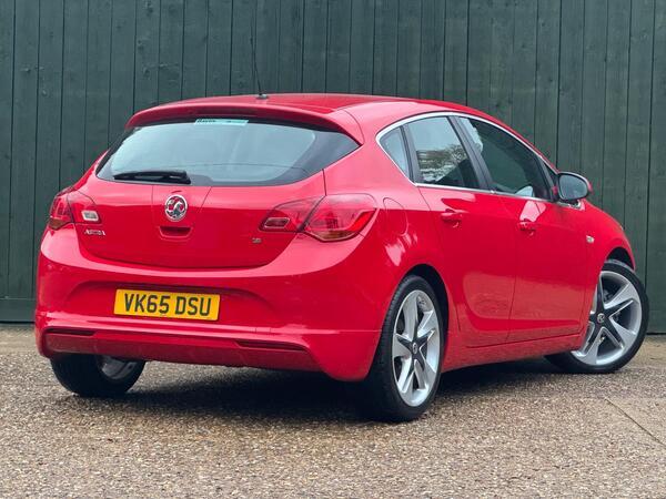 Vauxhall Astra 1.6i Limited Edition Euro 6 5dr