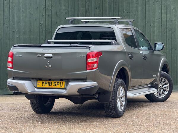 Mitsubishi L200 2.4 DI-D DC Warrior 4WD Euro 6 4dr