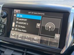 Peugeot 2008 1.6 BlueHDi Allure Euro 6 5dr at 22th