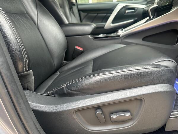 Mitsubishi Shogun Sport 2.4D 3 Auto 4WD Euro 6 5dr