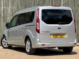 Ford Grand Tourneo Connect 1.5 TDCi Titanium Euro 6 (s/s) 5dr at 7th
