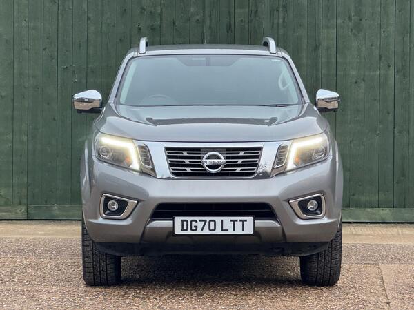 Nissan Navara 2.3 dCi Tekna Auto 4WD Euro 6 4dr
