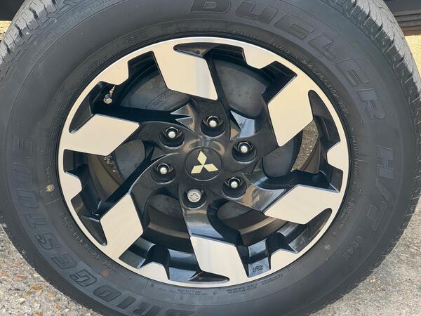 Mitsubishi L200 2.4 DI-D DC Barbarian Auto 4WD Euro 6 4dr