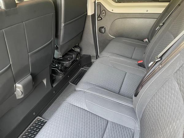 Vauxhall Vivaro 1.6 CDTi 2900 BiTurbo ecoTEC Limited Edition Nav Crew Van L2 H1 Euro 6 (s/s) 5dr (6 Seat)
