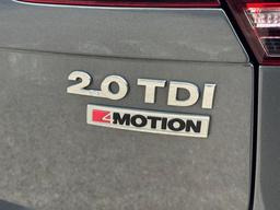 Volkswagen Tiguan 2.0 TDI R-Line DSG 4Motion Euro 6 (s/s) 5dr at 54th