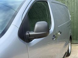 Citroen Dispatch 1.5 BlueHDi 1000 Enterprise Pro M FWD 2 Euro 6 (s/s) 6dr at 26th