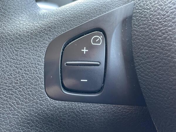 Renault Trafic 2.0 dCi ENERGY 30 Black Edition LWB Standard Roof Euro 6 (s/s) 5dr