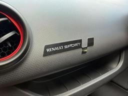 Renault Clio 1.6 TCe Renaultsport Nav Trophy EDC Euro 6 (s/s) 5dr at 39th