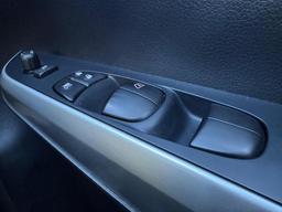 Nissan Navara 2.3 dCi Tekna 4WD Euro 6 (s/s) 4dr at 42th