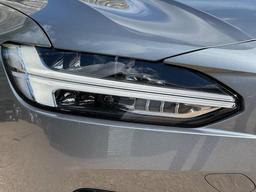 Volvo V90 2.0 D4 R-Design Auto Euro 6 (s/s) 5dr at 30th