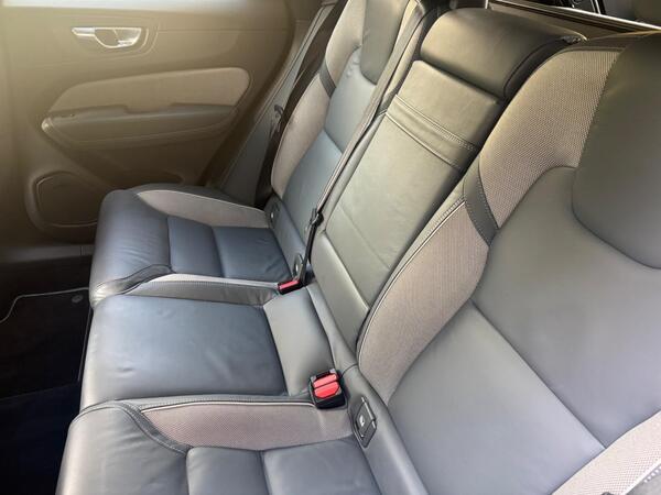 Volvo XC60 2.0 T5 R-Design Auto AWD Euro 6 (s/s) 5dr
