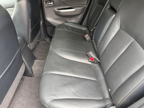Mitsubishi L200 2.4 DI-D DC Warrior Auto 4WD Euro 6 4dr