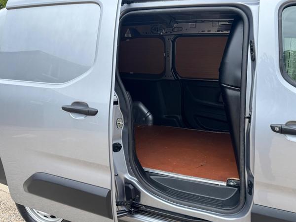 Vauxhall Combo 1.5 Turbo D 2300 Edition L2 H1 Euro 6 (s/s) 4dr