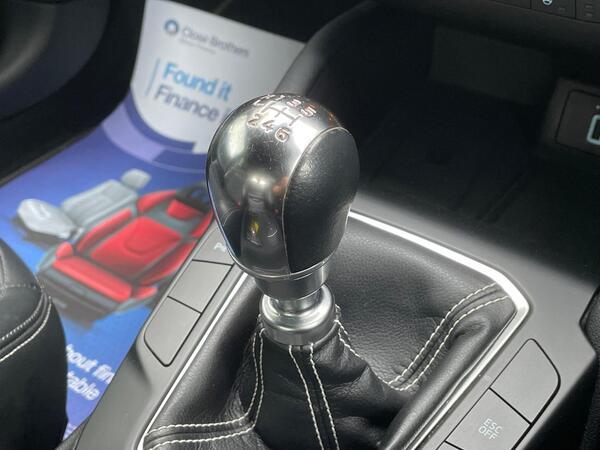 Ford Focus 2.3T EcoBoost ST Euro 6 (s/s) 5dr