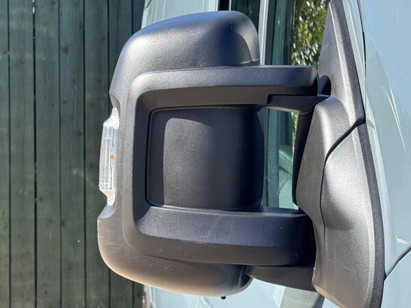 Peugeot Boxer 2.2 BlueHDi 335 Professional Premium + L2 H2 Euro 6 (s/s) 5dr