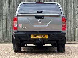 Nissan Navara 2.3 dCi N-Guard Auto 4WD Euro 6 4dr at 17th