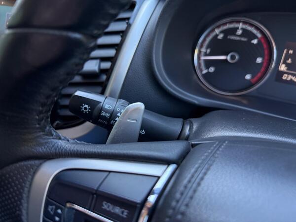 Mitsubishi L200 2.4 DI-D DC Challenger Auto 4WD Euro 6 4dr