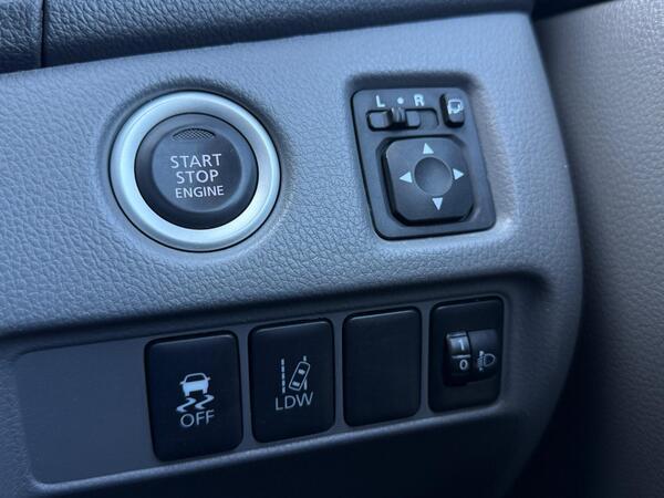 Mitsubishi L200 2.4 DI-D DC Challenger Auto 4WD Euro 6 4dr