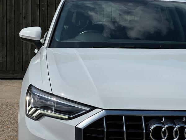 Audi Q3 1.5 TFSI CoD 35 Sport Euro 6 (s/s) 5dr