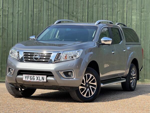Nissan Navara 2.3 dCi Tekna Auto 4WD Euro 6 4dr