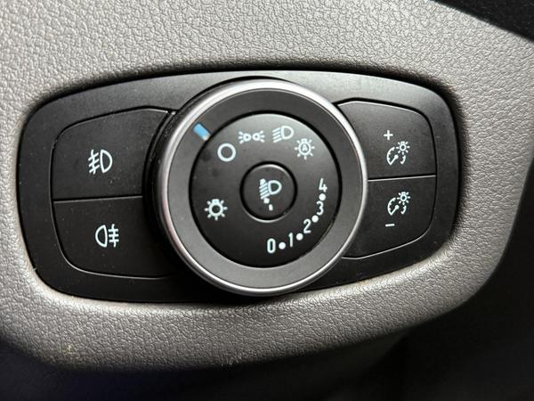 Ford Transit Connect 1.5 200 EcoBlue Limited L1 Euro 6 (s/s) 5dr