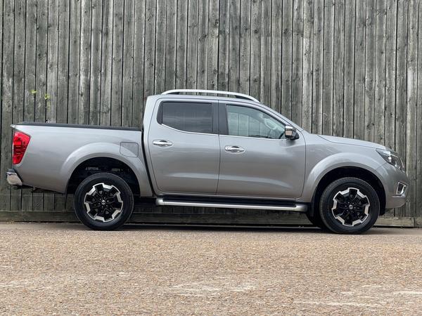 Nissan Navara 2.3 dCi Tekna Auto 4WD Euro 6 4dr