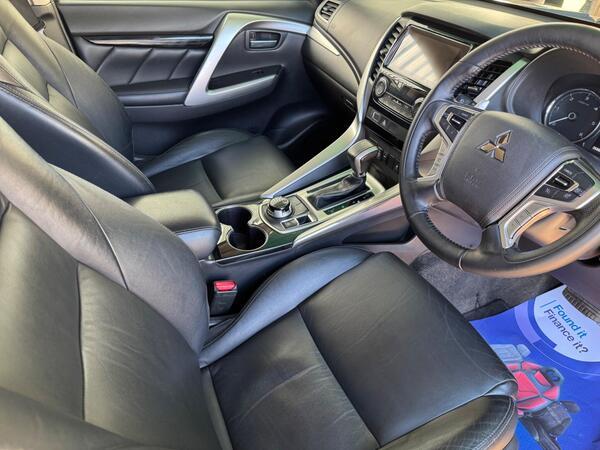 Mitsubishi Shogun Sport 2.4D 3 Auto 4WD Euro 6 5dr