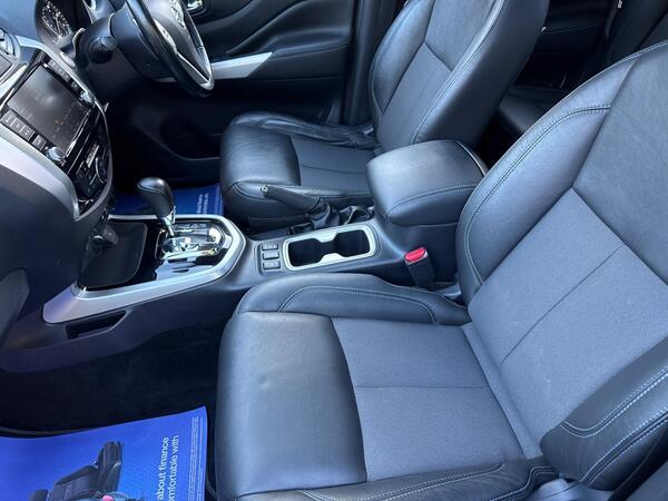 Nissan Navara 2.3 dCi N-Guard Auto 4WD Euro 6 4dr