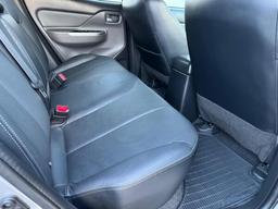 Fiat Fullback 2.4D LX Auto 4WD Euro 6 4dr (Euro 6) at 41th