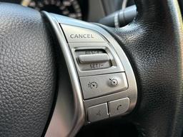 Nissan Navara 2.3 dCi Tekna Auto 4WD Euro 6 4dr at 24th
