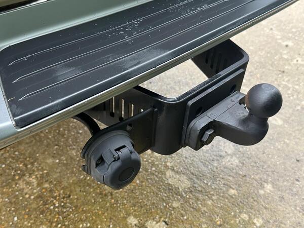 Mitsubishi L200 2.4 DI-D DC Barbarian Auto 4WD Euro 6 4dr