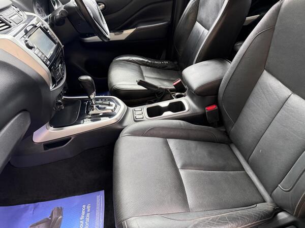 Nissan Navara 2.3 dCi Tekna Auto 4WD Euro 6 4dr