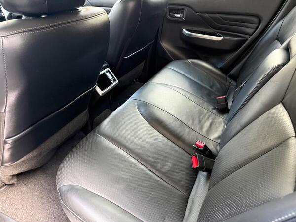 Mitsubishi L200 2.2 DI-D DC Barbarian 4WD Euro 6 (s/s) 4dr