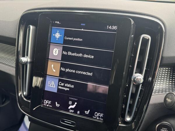 Volvo XC40 2.0 B4 MHEV R-Design Pro Auto Euro 6 (s/s) 5dr
