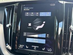 Volvo XC60 2.0 T5 R-Design Auto AWD Euro 6 (s/s) 5dr at 37th