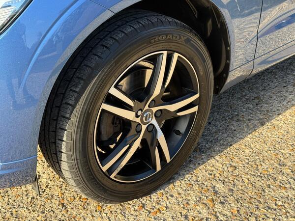 Volvo XC60 2.0 D4 R-Design Auto Euro 6 (s/s) 5dr