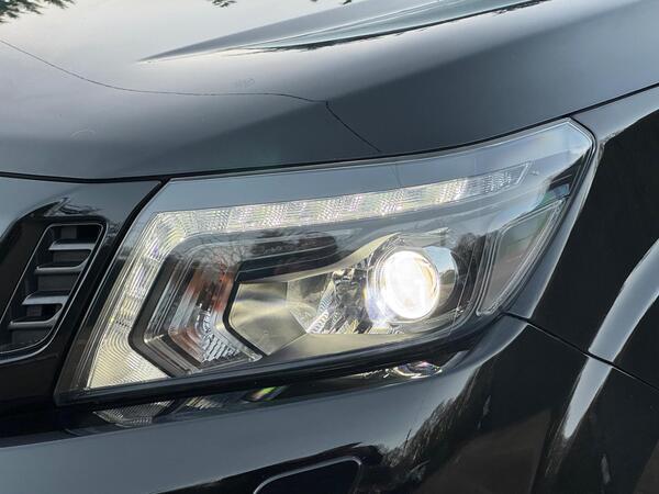 Nissan Navara 2.3 dCi N-Guard Auto 4WD Euro 6 4dr