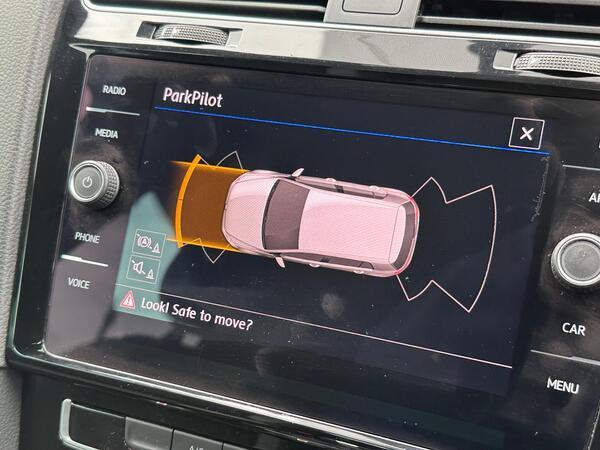 Volkswagen Golf 1.5 TSI EVO R-Line DSG Euro 6 (s/s) 5dr