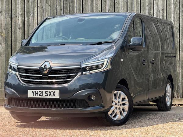 Renault Trafic 2.0 dCi ENERGY 28 Sport SWB Standard Roof Euro 6 (s/s) 5dr
