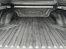 Nissan Navara 2.3 dCi Tekna Auto 4WD Euro 6 4dr at 37th