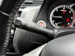 Nissan Navara 2.3 dCi Tekna 4WD Euro 6 (s/s) 4dr at 26th