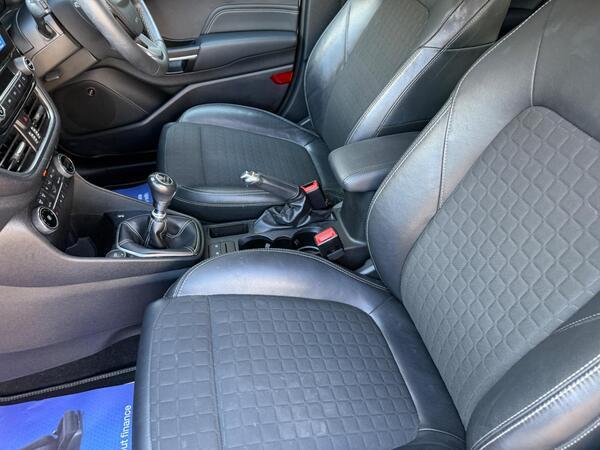 Ford Fiesta 1.0T EcoBoost Titanium X Euro 6 (s/s) 5dr