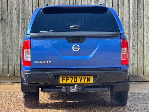 Nissan Navara 2.3 dCi N-Guard Auto 4WD Euro 6 4dr