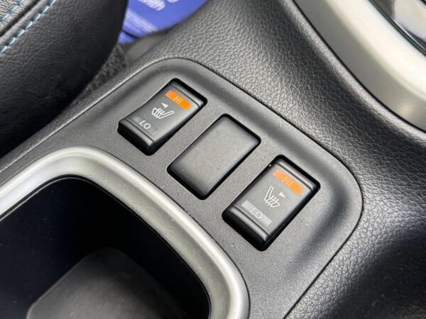 Nissan Navara 2.3 dCi N-Guard Auto 4WD Euro 6 4dr