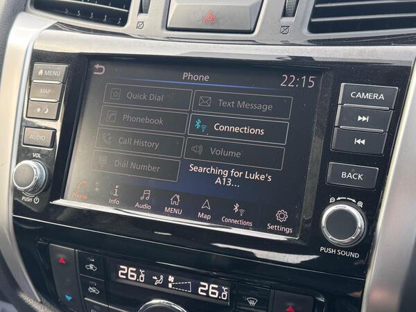 Nissan Navara 2.3 dCi N-Guard Auto 4WD Euro 6 4dr