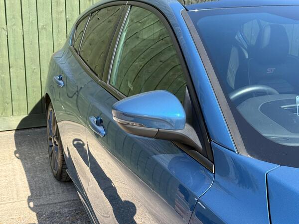 Ford Focus 2.3T EcoBoost ST Euro 6 (s/s) 5dr
