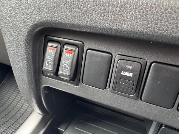 Mitsubishi L200 2.4 DI-D DC Barbarian Auto 4WD Euro 6 4dr