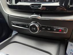 Volvo XC60 2.0 T5 R-Design Auto AWD Euro 6 (s/s) 5dr at 35th