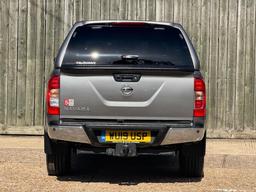 Nissan Navara 2.3 dCi Tekna Auto 4WD Euro 6 4dr at 21th