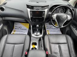 Nissan Navara 2.3 dCi Tekna Auto 4WD Euro 6 4dr at 2th